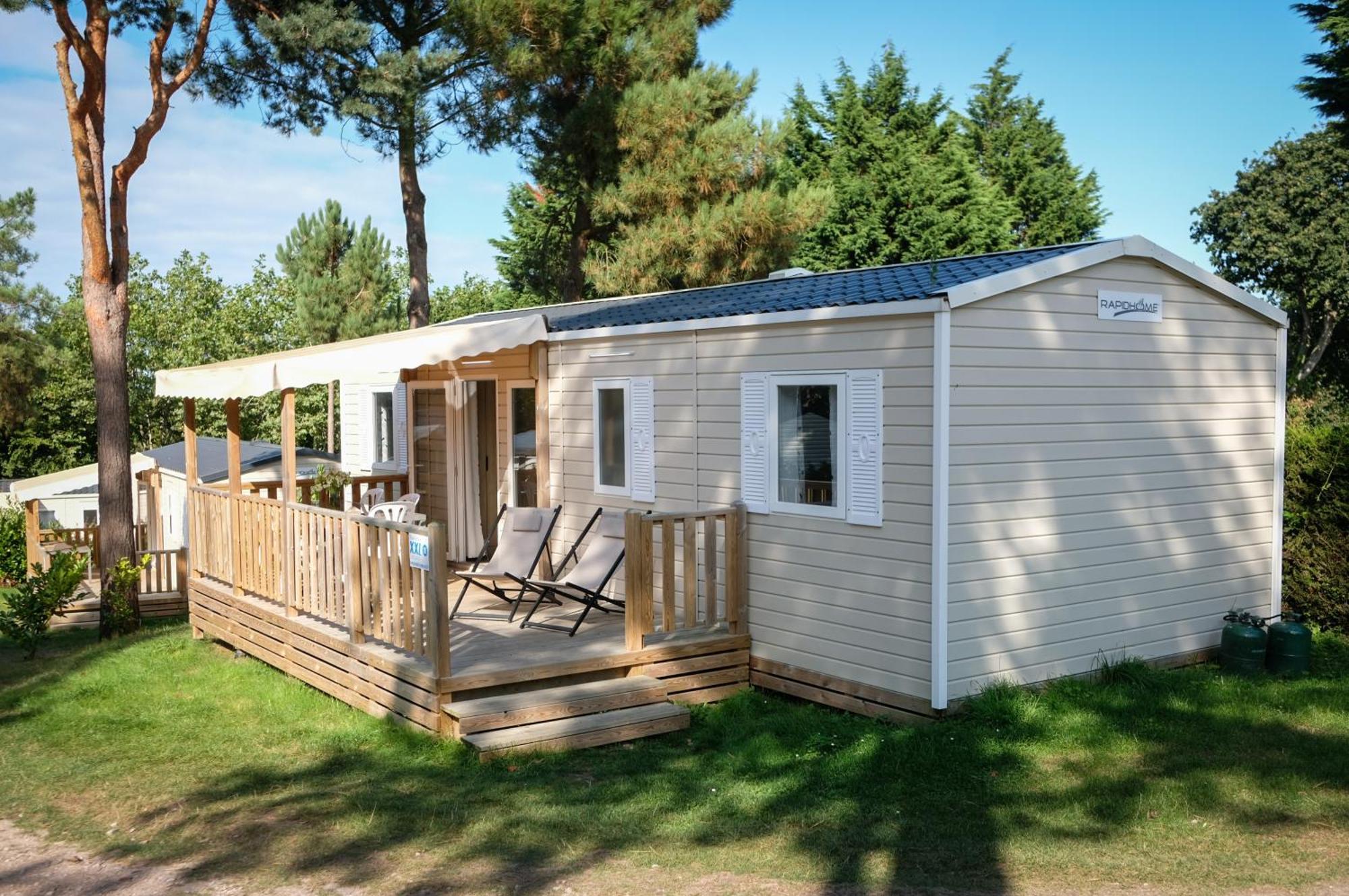 Mobil Home Xxl 4 Chambres - Camping A L'Ombre Des Tilleuls Peyrouse Kültér fotó